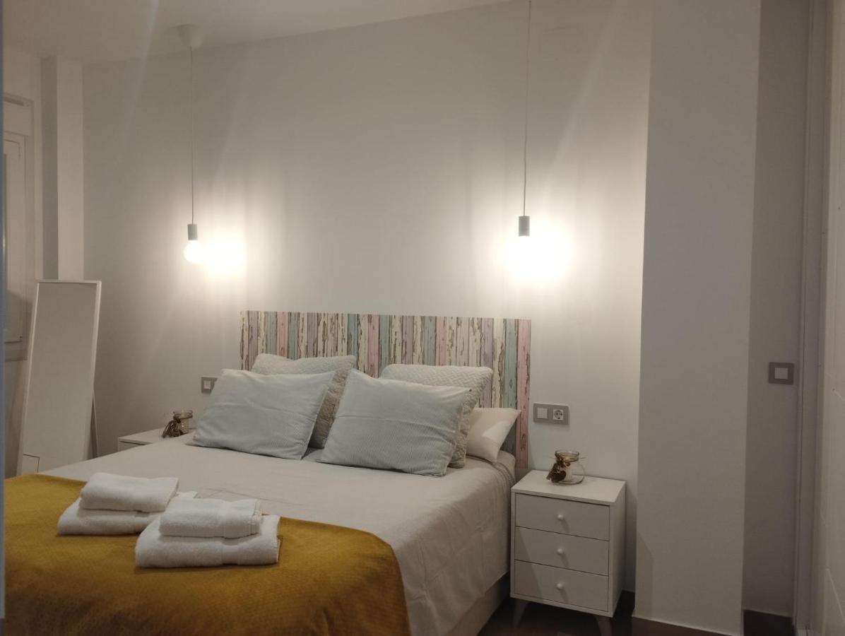 Ferienwohnung Atico Aire De Triana Sevilla Exterior foto