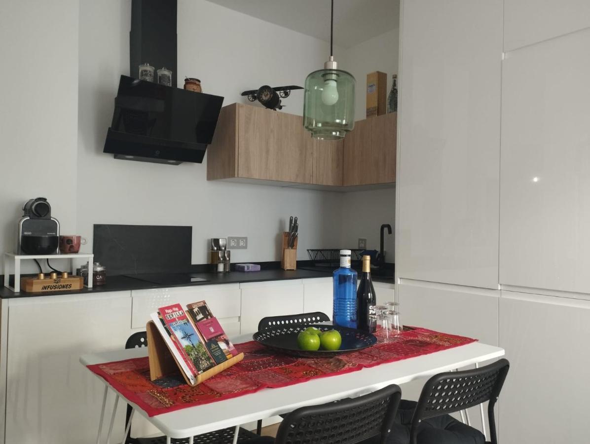 Ferienwohnung Atico Aire De Triana Sevilla Exterior foto