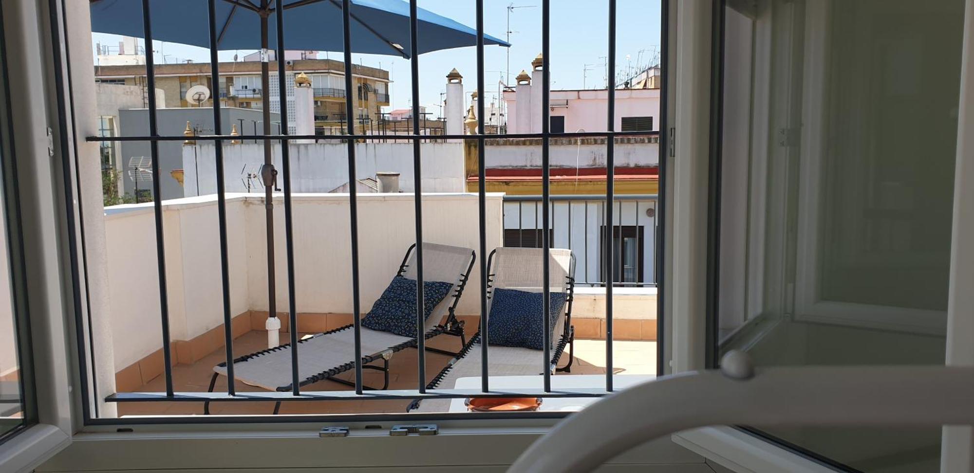 Ferienwohnung Atico Aire De Triana Sevilla Exterior foto
